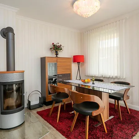 Traumzeit, Fw 2 公寓